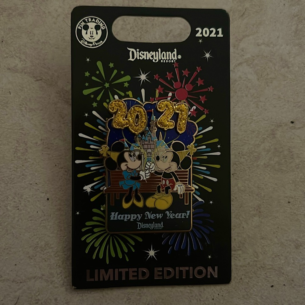 Disneyland Resort Limited Edition 2021 Pin